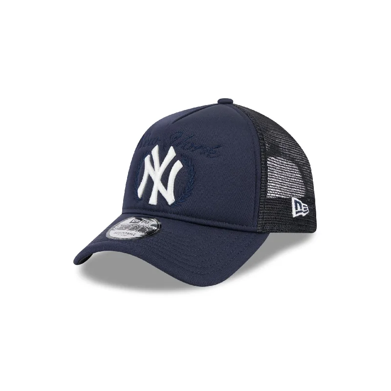 Men's soft suede gloves-New York Yankees Fairway 9FORTY A-Frame Snapback Hat