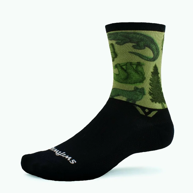 Men's luxury patterned tie-Swiftwick Vision Six Science Book Crew Socks