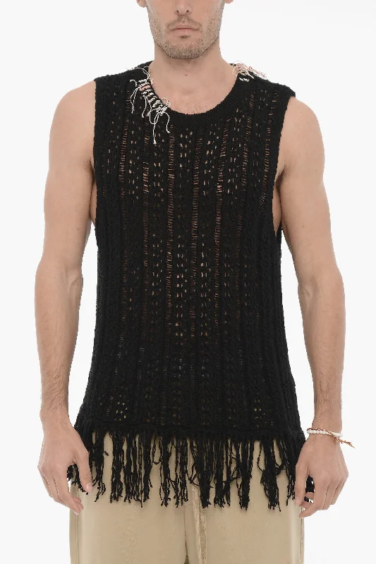 Men's cozy mock cardigan-Andersson Bell Perforated Sleeveless GORDON Crew-neck Sweater with Fringes