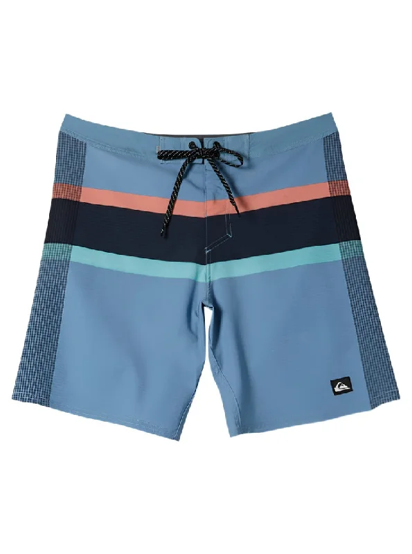 Men's relaxed denim trousers-Quiksilver Highline Arch 19 Boardshorts-Blue Shadow