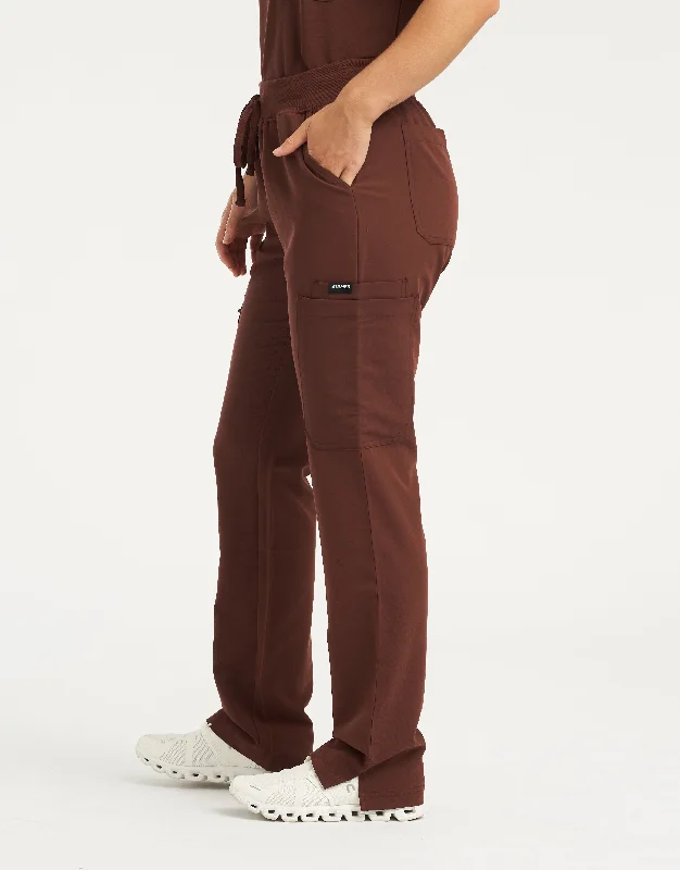 Men's comfy linen trousers-Essential Multi-Pocket Scrub Pants - Cocoa